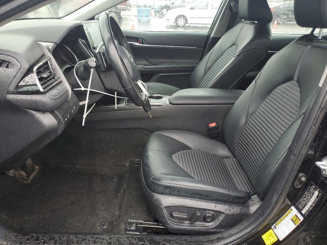 2021 TOYOTA CAMRY SE NIGHTSHADE photo 19