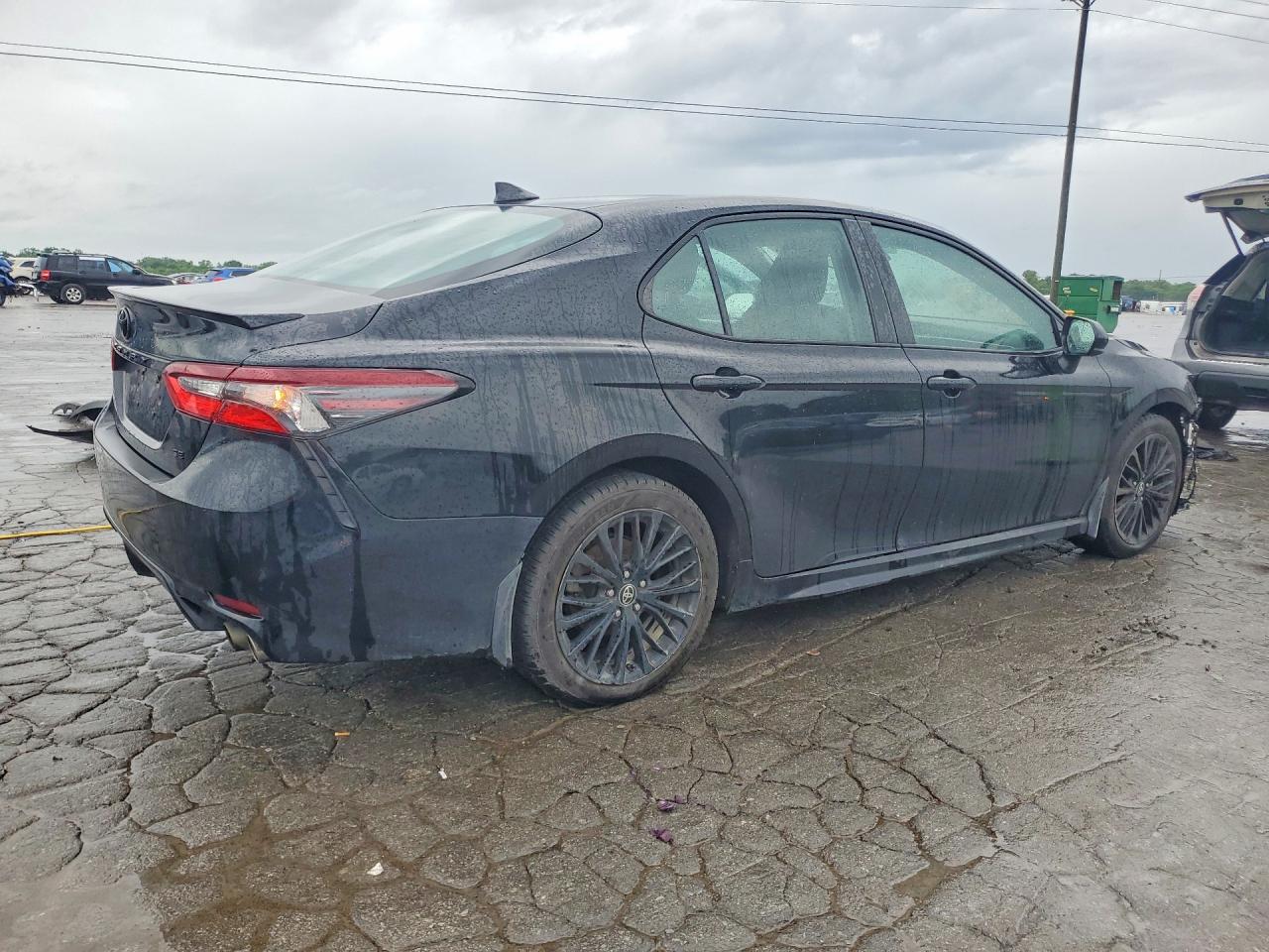 2021 TOYOTA CAMRY SE NIGHTSHADE photo 7