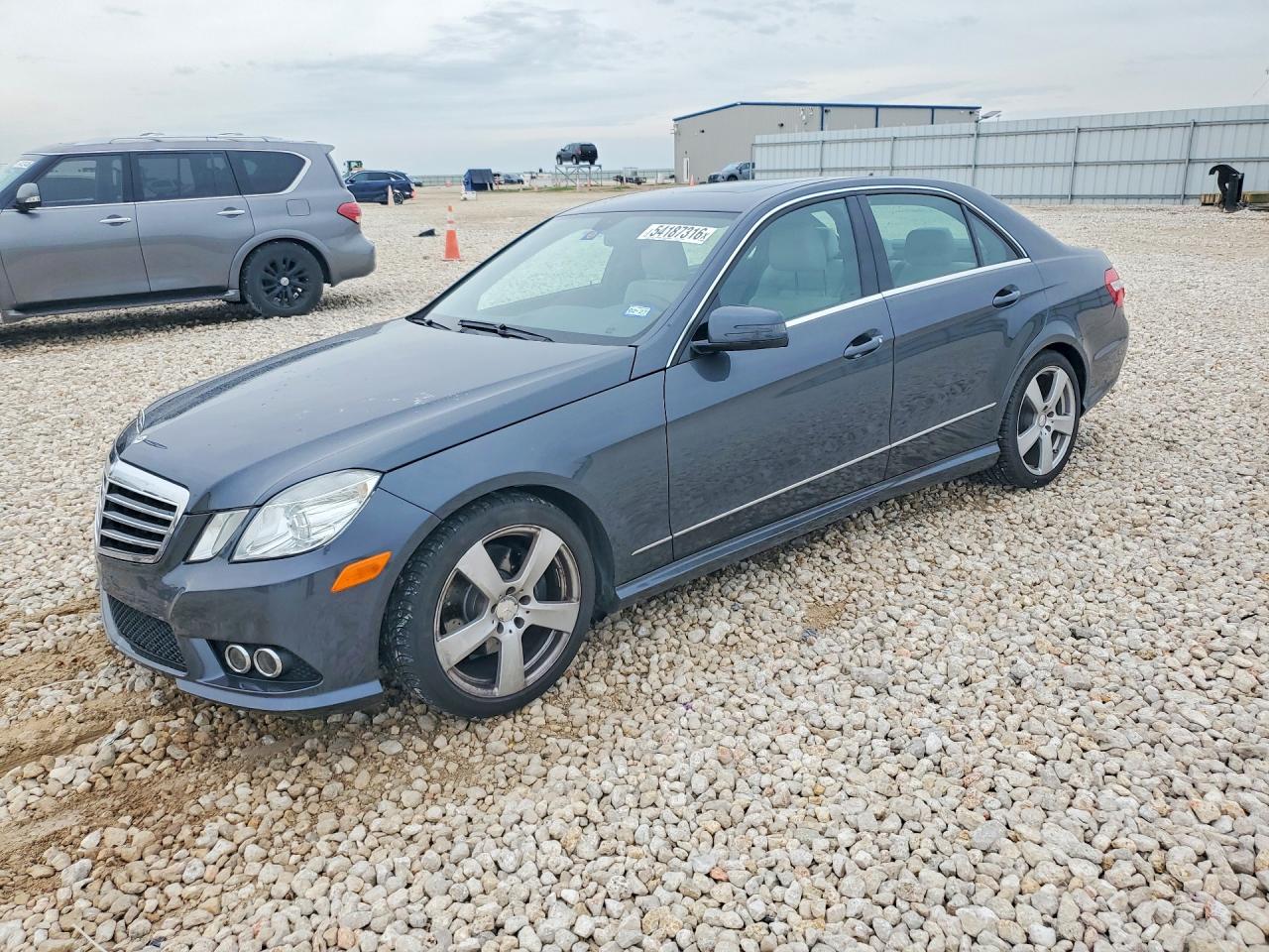 2010 MERCEDES-BENZ E