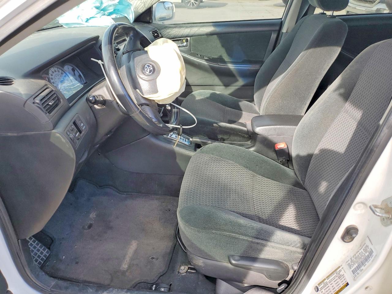 2007 TOYOTA COROLLA S photo 13