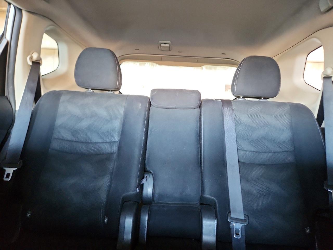 2016 NISSAN ROGUE S photo 19