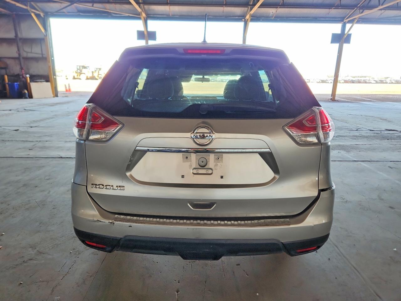 2016 NISSAN ROGUE S photo 11
