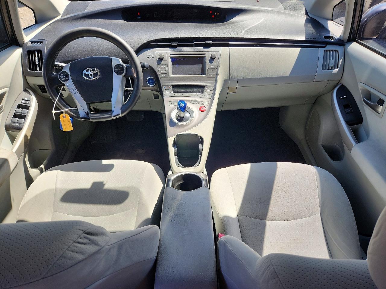2013 TOYOTA PRIUS TWO photo 15