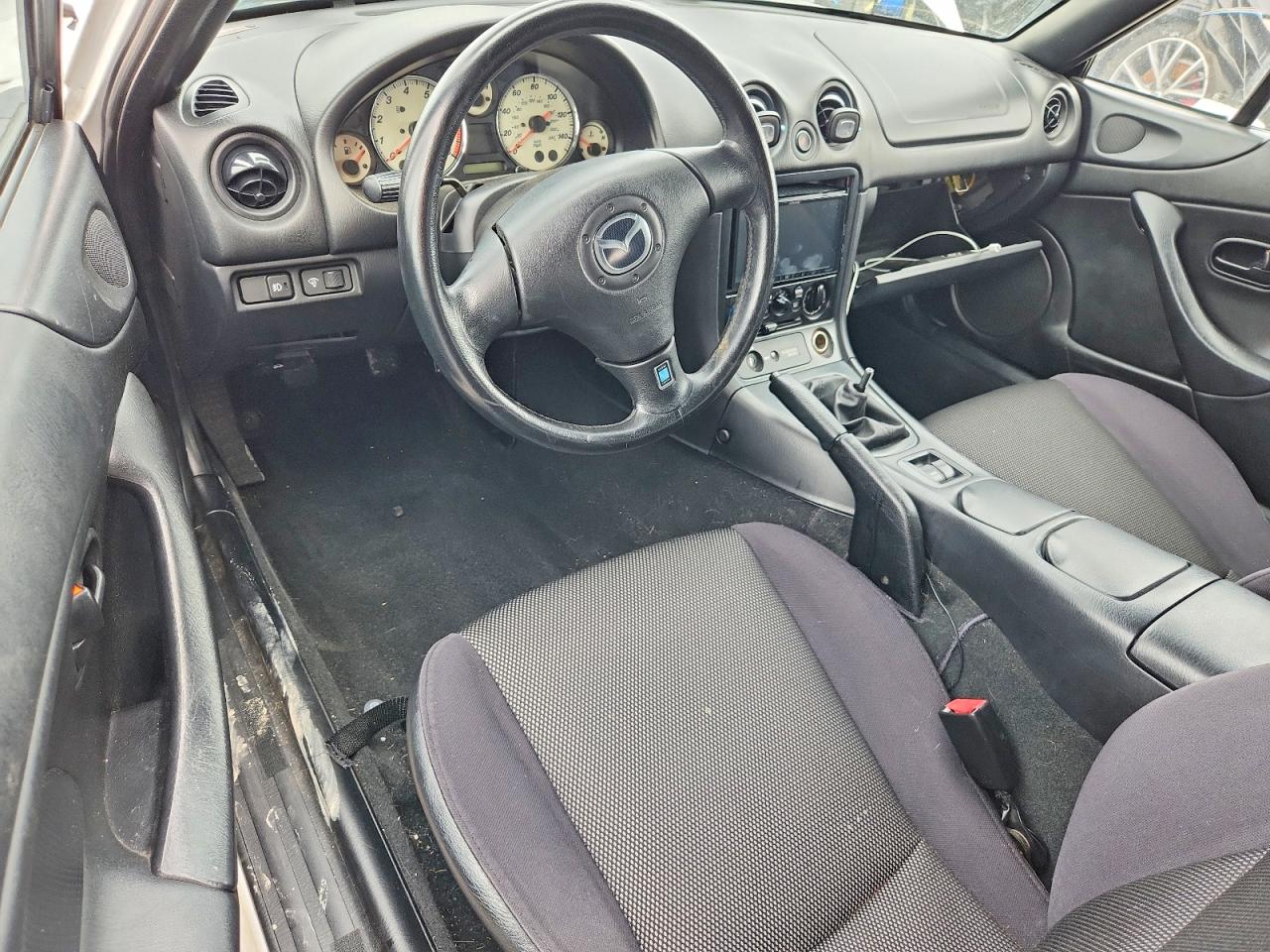 2001 MAZDA MX-5 MIATA BASE photo 15