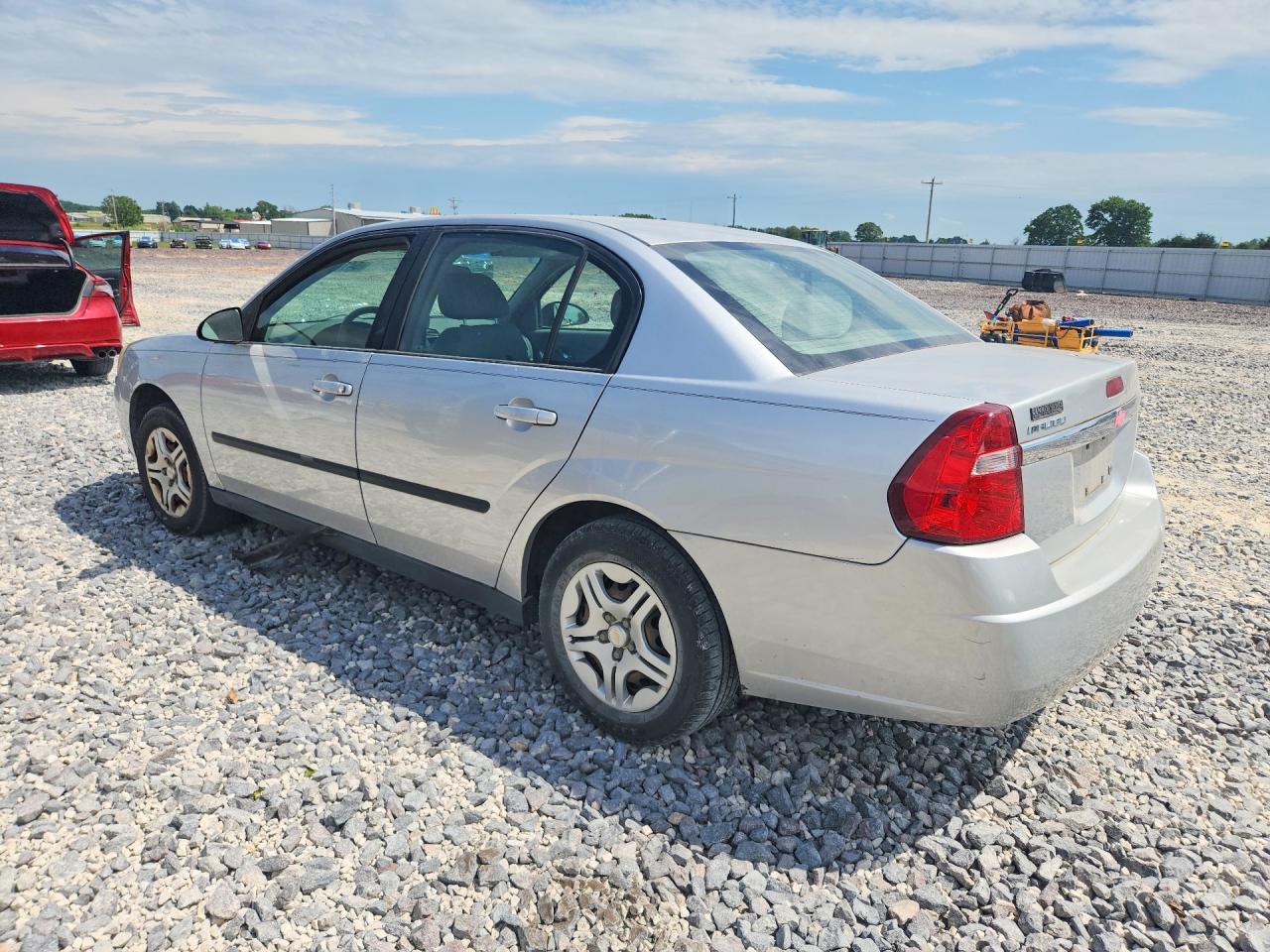 2005 CHEVROLET MALIBU photo 4