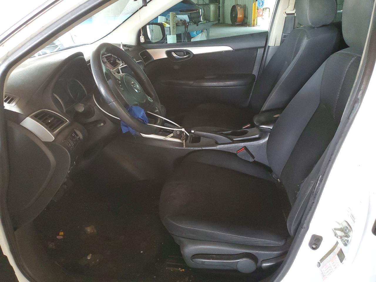 2018 NISSAN SENTRA S photo 13