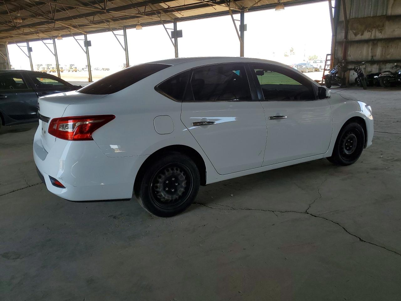 2018 NISSAN SENTRA S photo 5