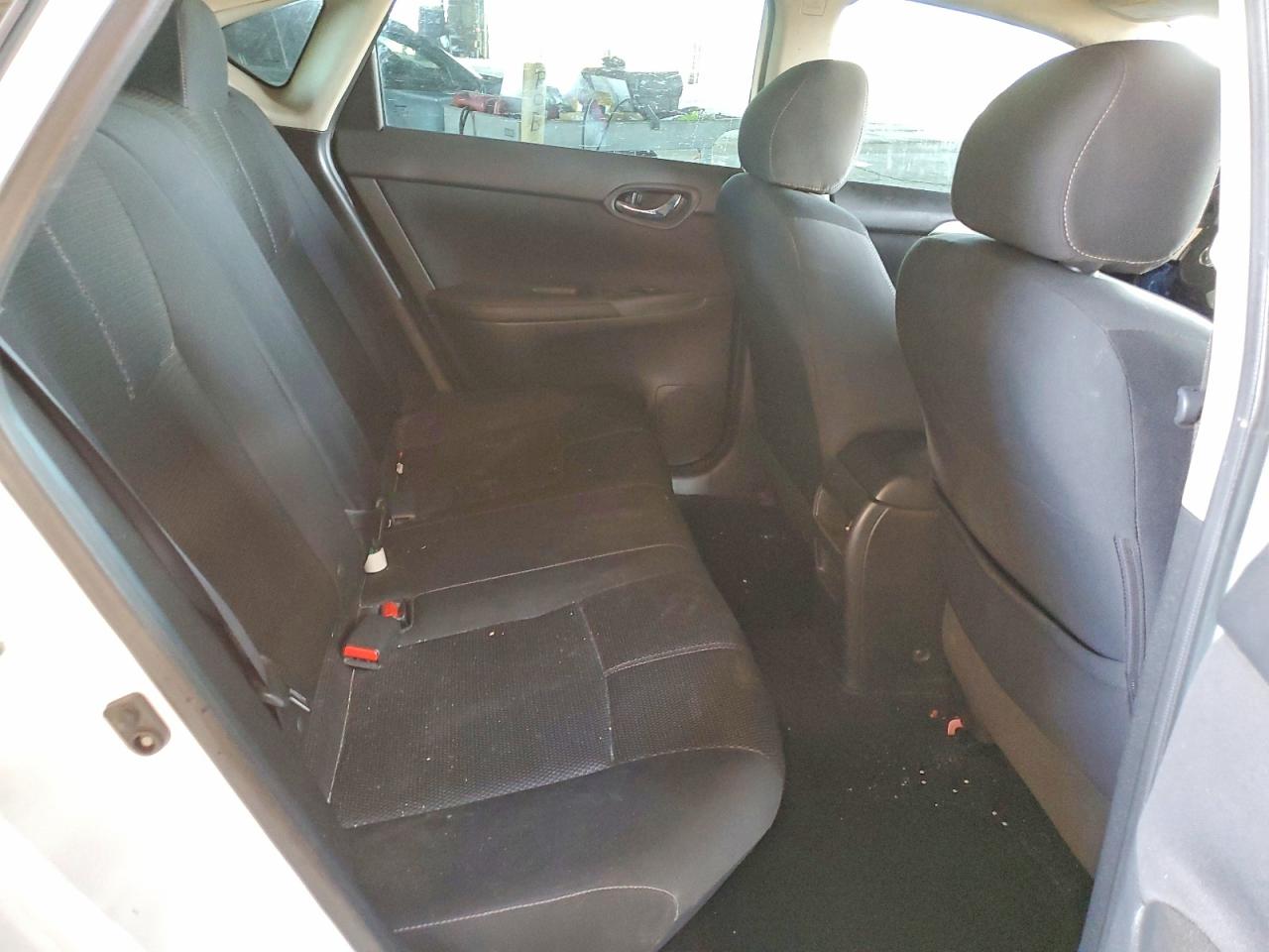 2018 NISSAN SENTRA S photo 19