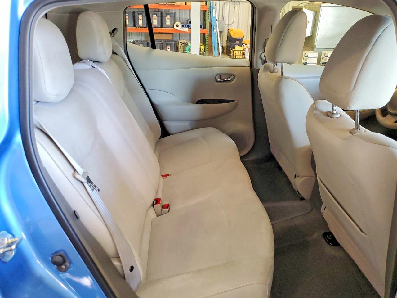 2012 NISSAN LEAF SV photo 31