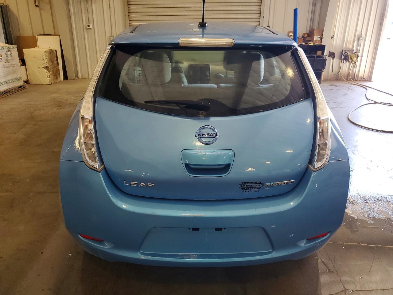 2012 NISSAN LEAF SV photo 16