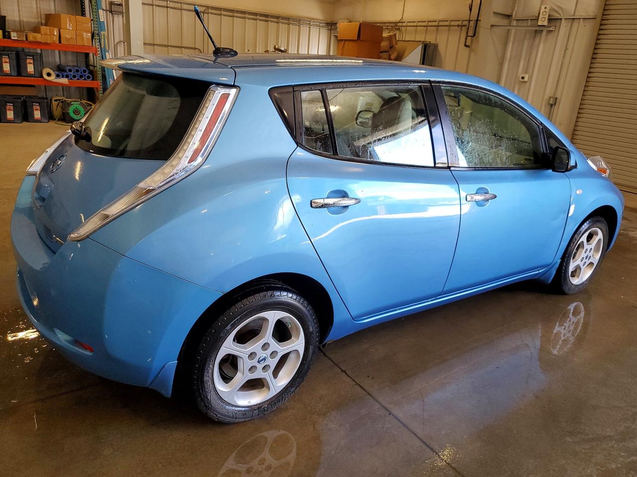 2012 NISSAN LEAF SV photo 7