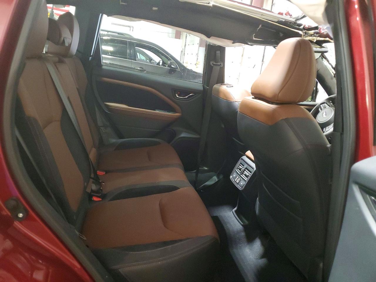 2025 SUBARU FORESTER TOURING photo 21