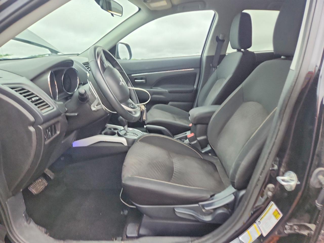 2014 MITSUBISHI OUTLANDER SPORT SE photo 13