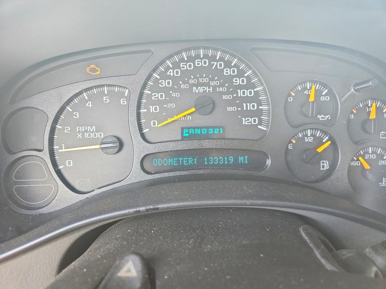 2004 CHEVROLET SILVERADO C1500 photo 25