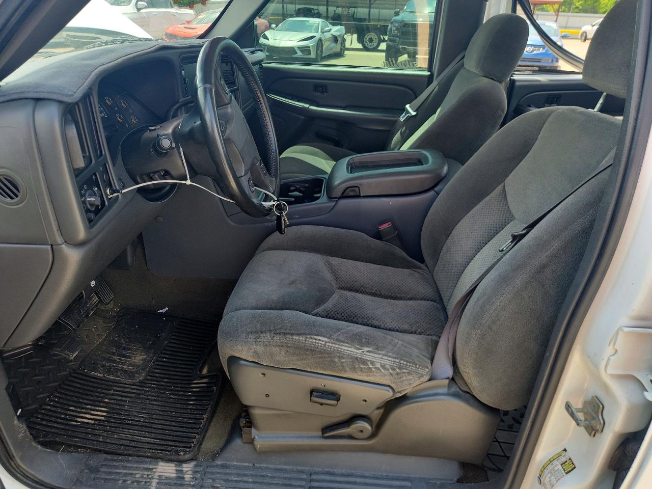 2004 CHEVROLET SILVERADO C1500 photo 19