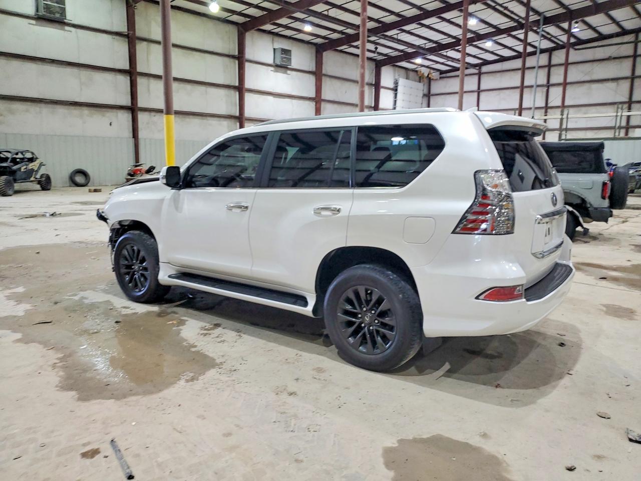 2020 LEXUS GX 460 PREMIUM photo 2