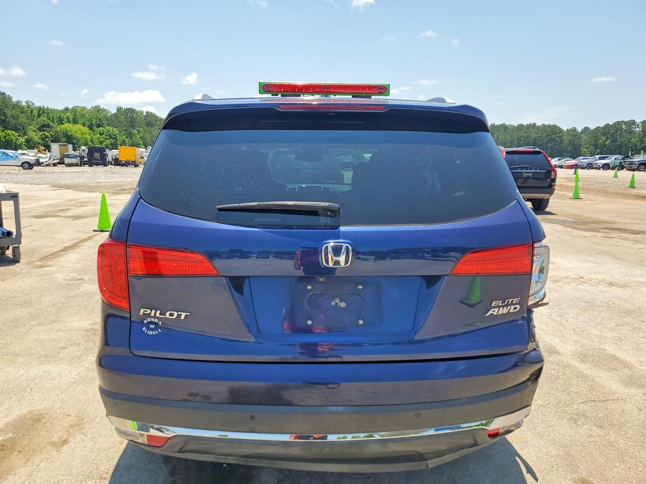 2016 HONDA PILOT ELITE photo 16