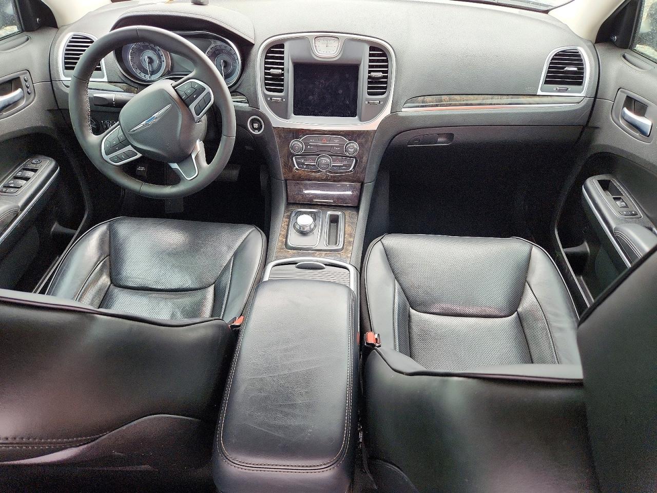 2023 CHRYSLER 300 TOURING L photo 15