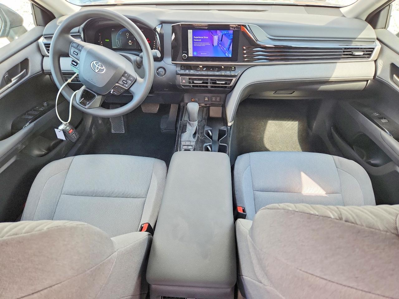2025 TOYOTA CAMRY LE photo 15