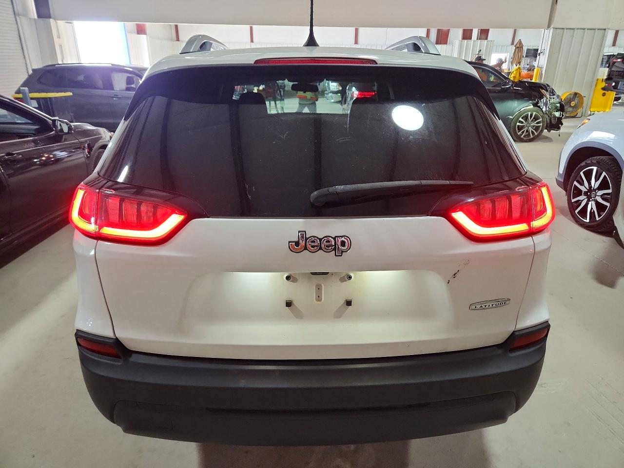 2019 JEEP CHEROKEE LATITUDE PLUS photo 11