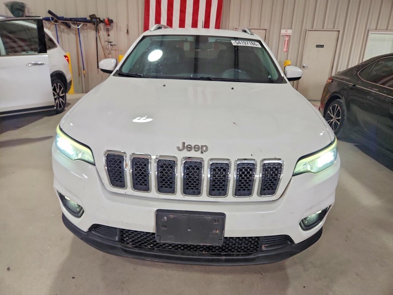 2019 JEEP CHEROKEE LATITUDE PLUS photo 9