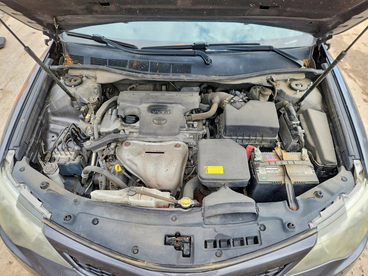 2012 TOYOTA CAMRY SE photo 21