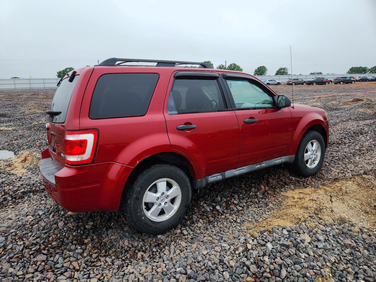 2010 FORD ESCAPE XLT photo 5