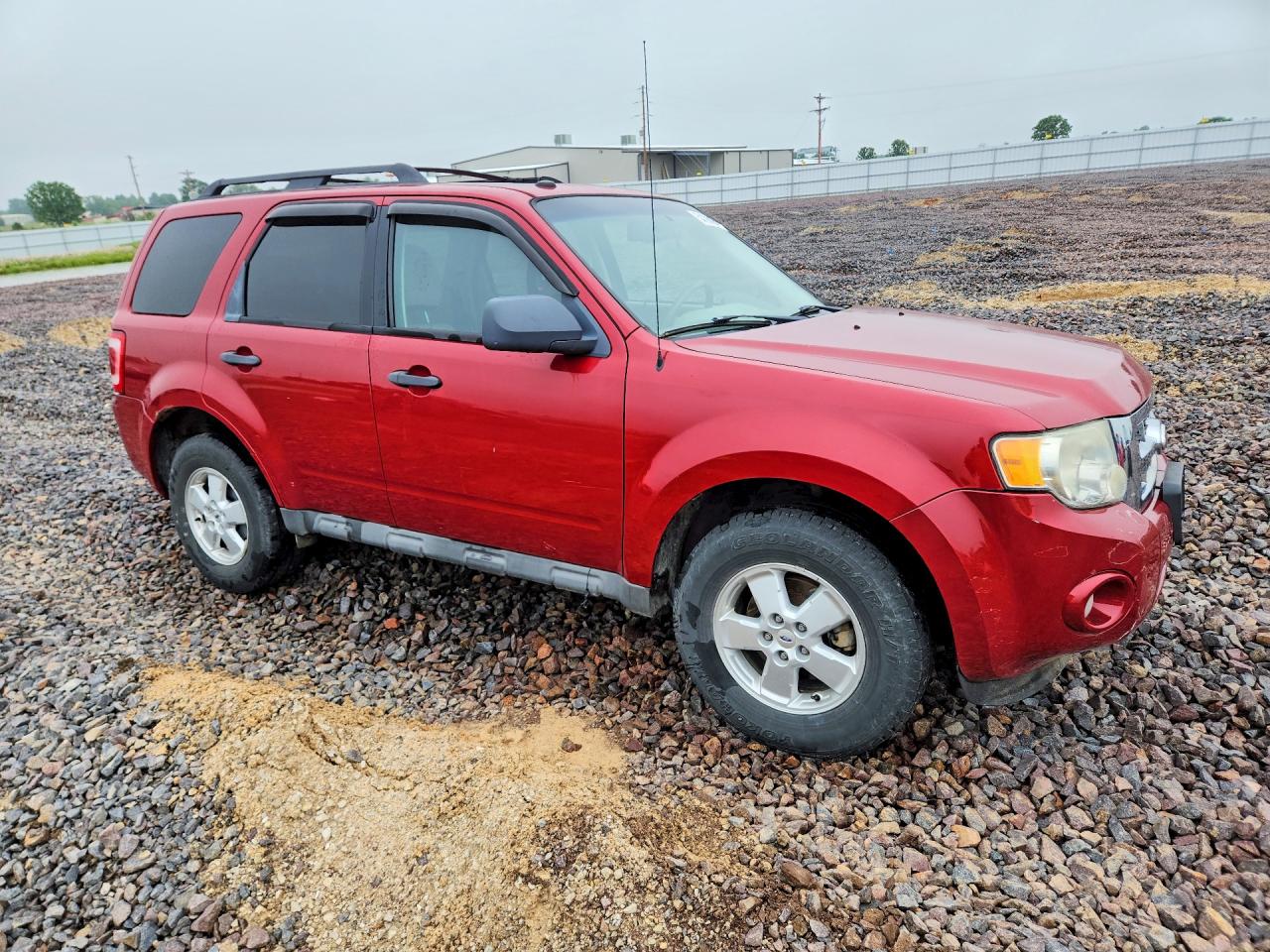 2010 FORD ESCAPE XLT photo 7