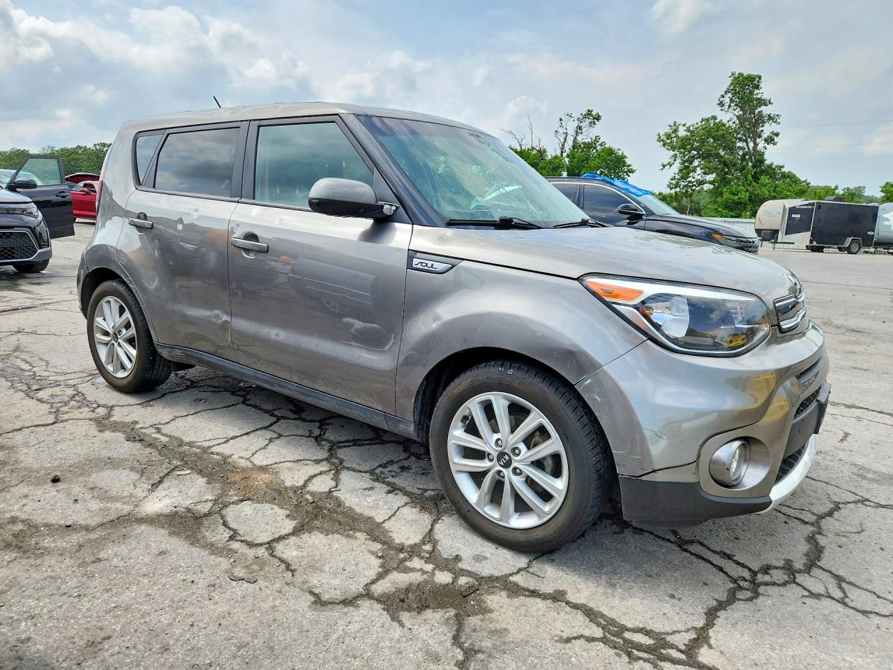 2017 KIA SOUL + photo 10
