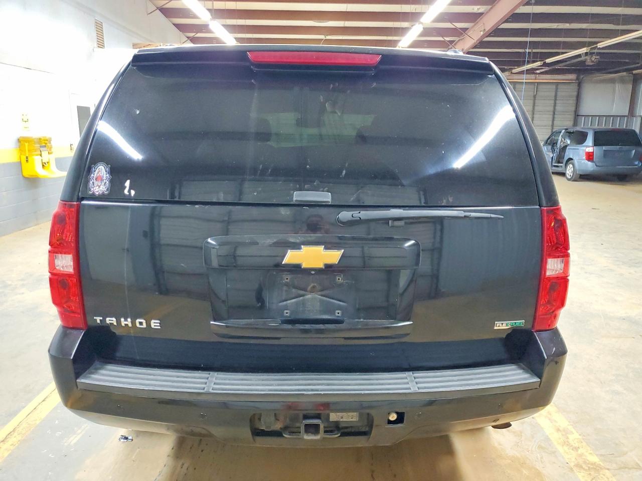 2011 CHEVROLET TAHOE photo 6