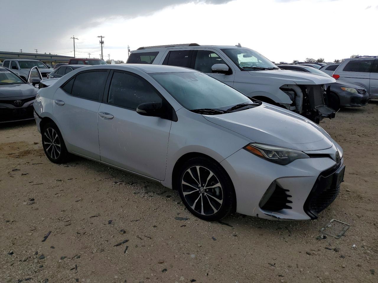 2017 TOYOTA COROLLA SE photo 7