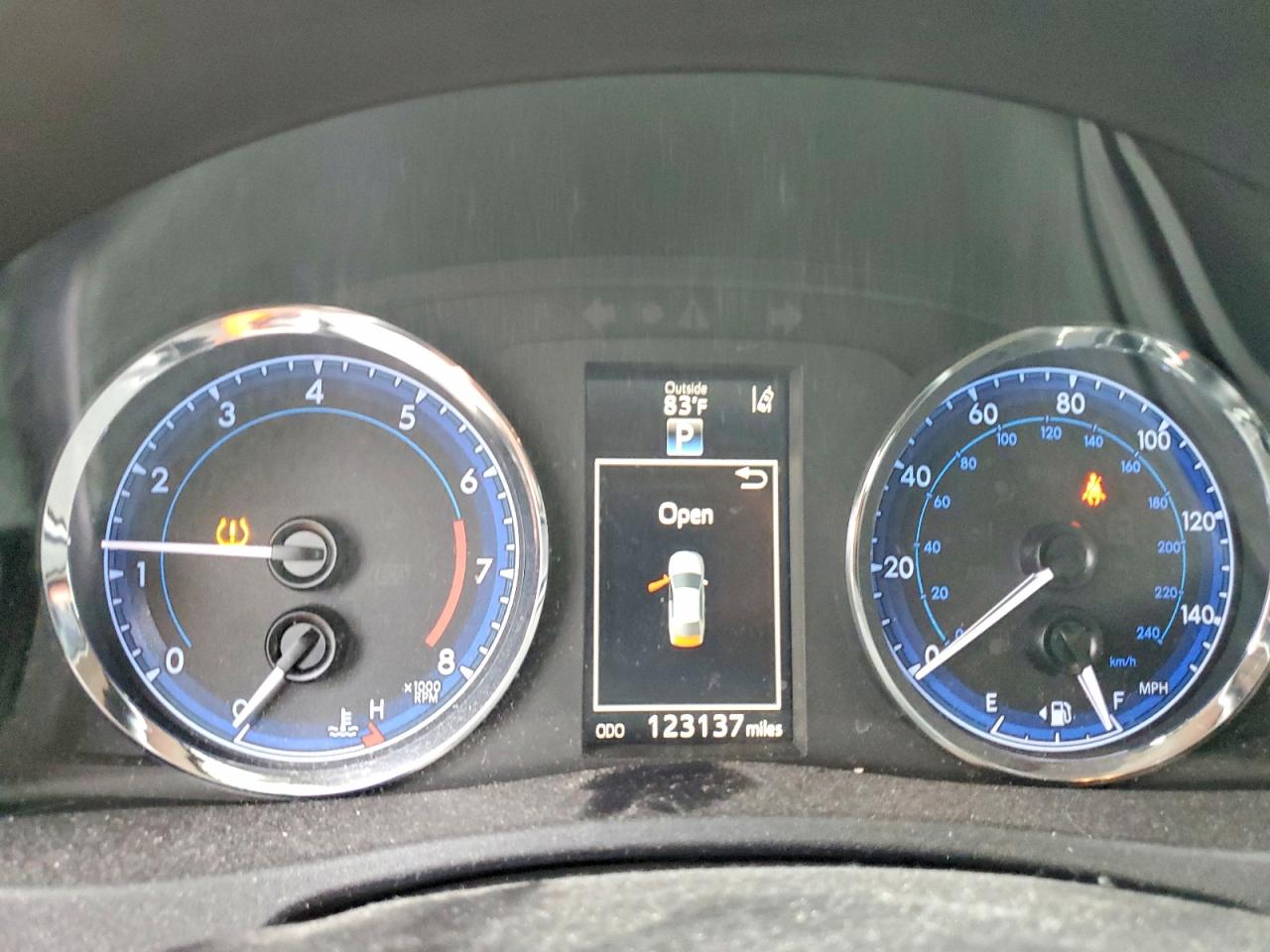 2017 TOYOTA COROLLA SE photo 17