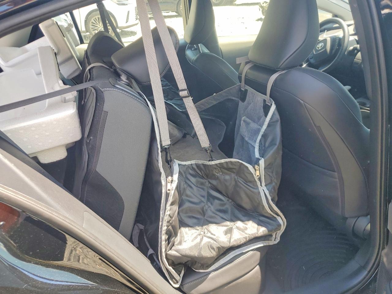 2024 TOYOTA PRIUS XLE photo 28