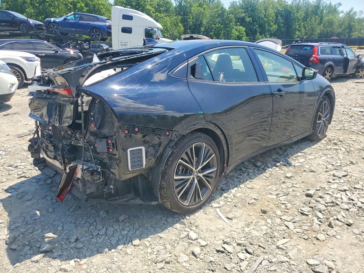 2024 TOYOTA PRIUS XLE photo 7