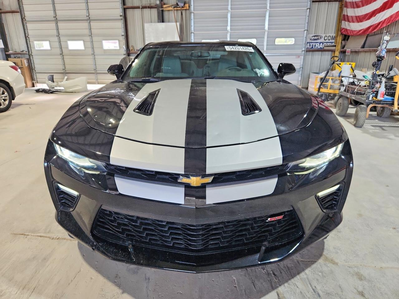 2016 CHEVROLET CAMARO SS photo 9