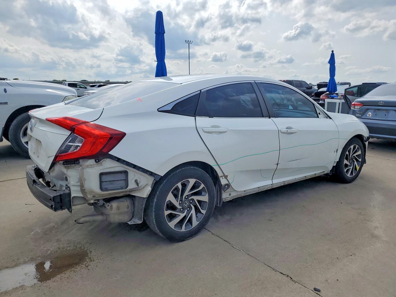 2016 HONDA CIVIC EX photo 5