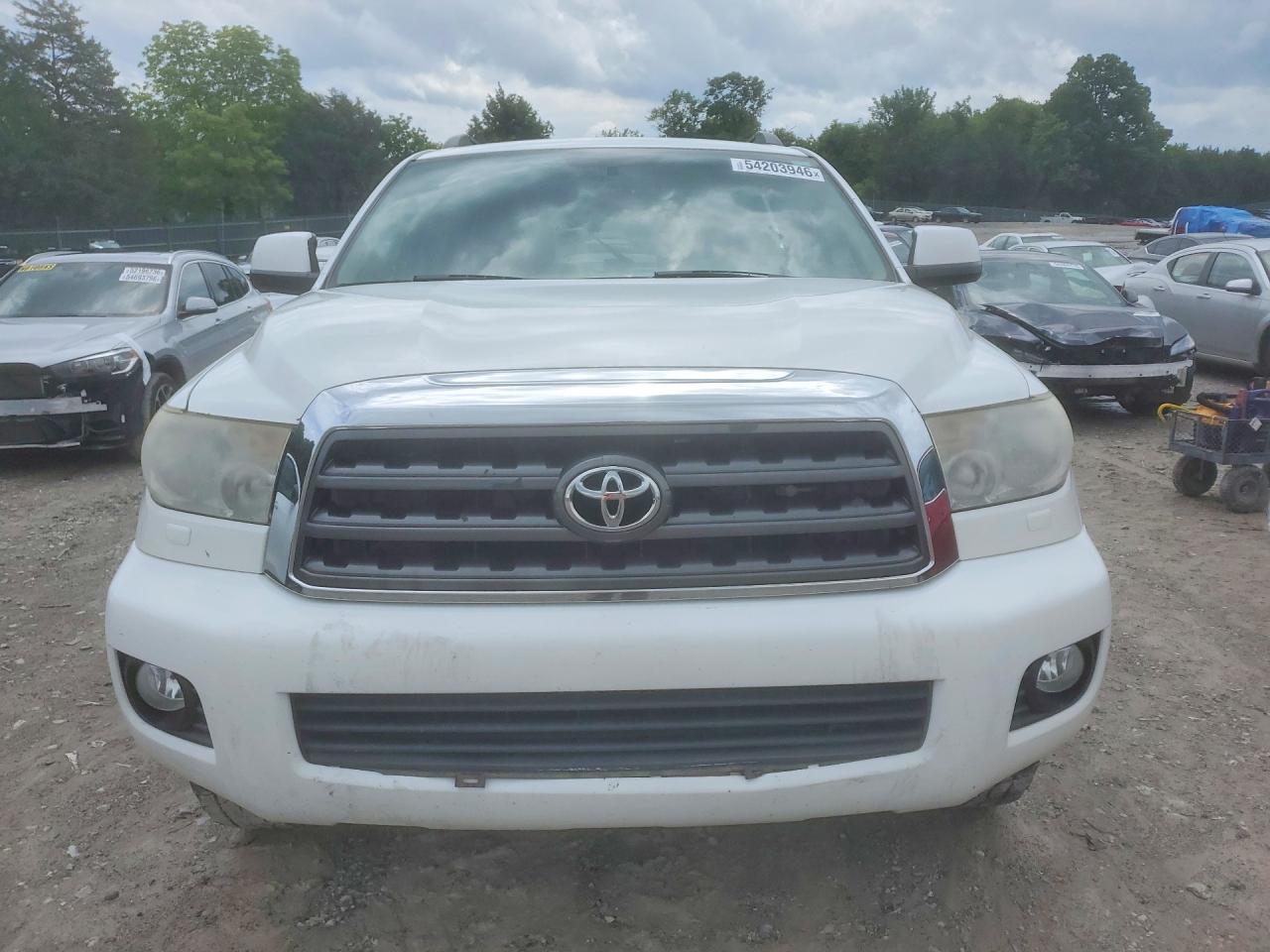 2014 TOYOTA SEQUOIA SR5 photo 13
