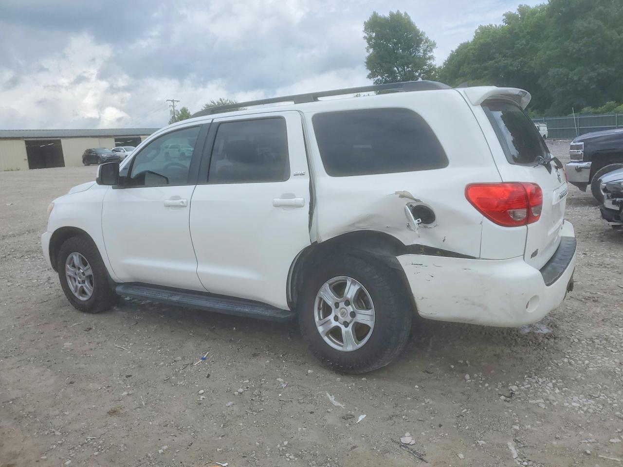 2014 TOYOTA SEQUOIA SR5 photo 4