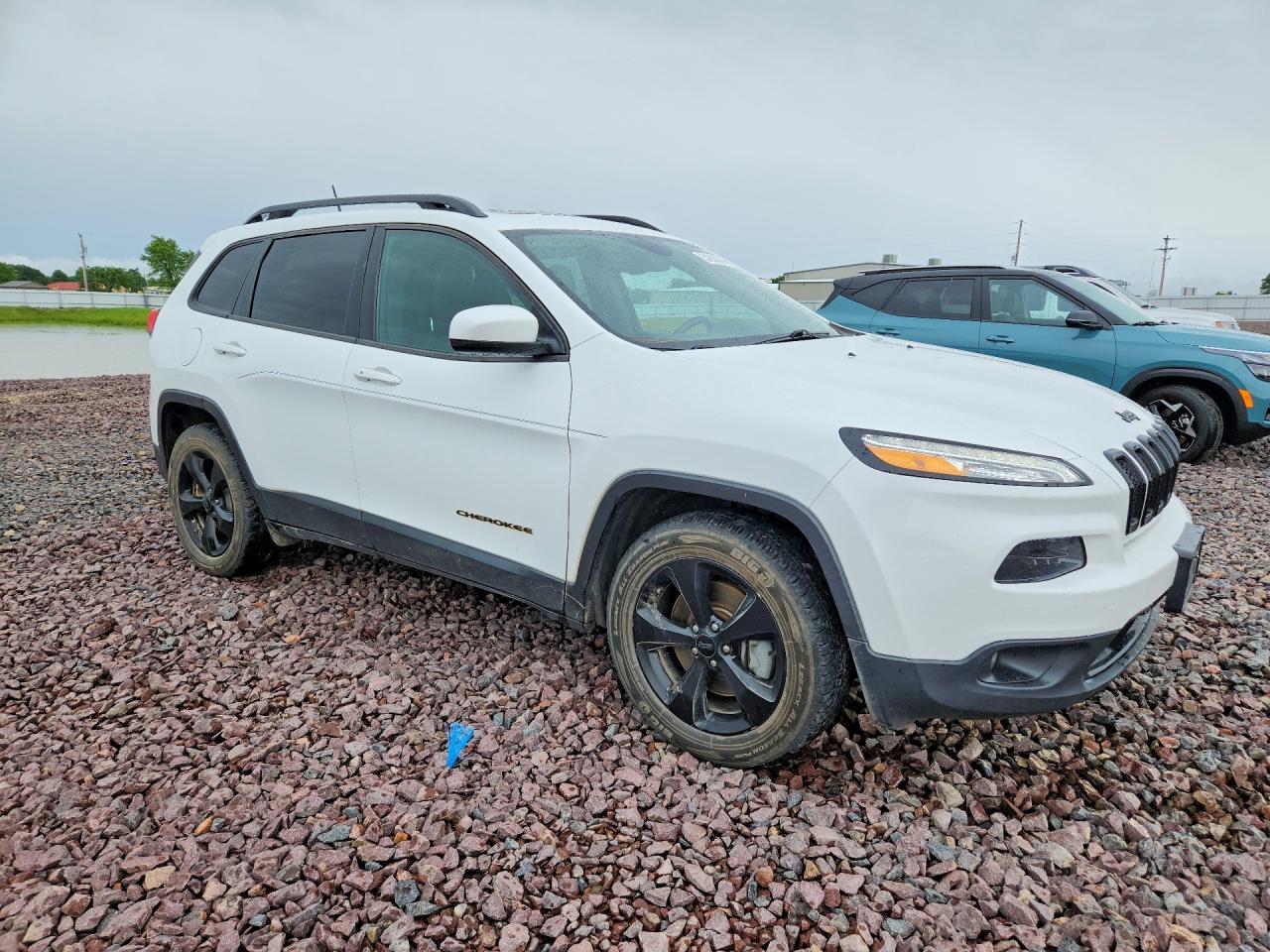 2017 JEEP CHEROKEE LIMITED photo 10