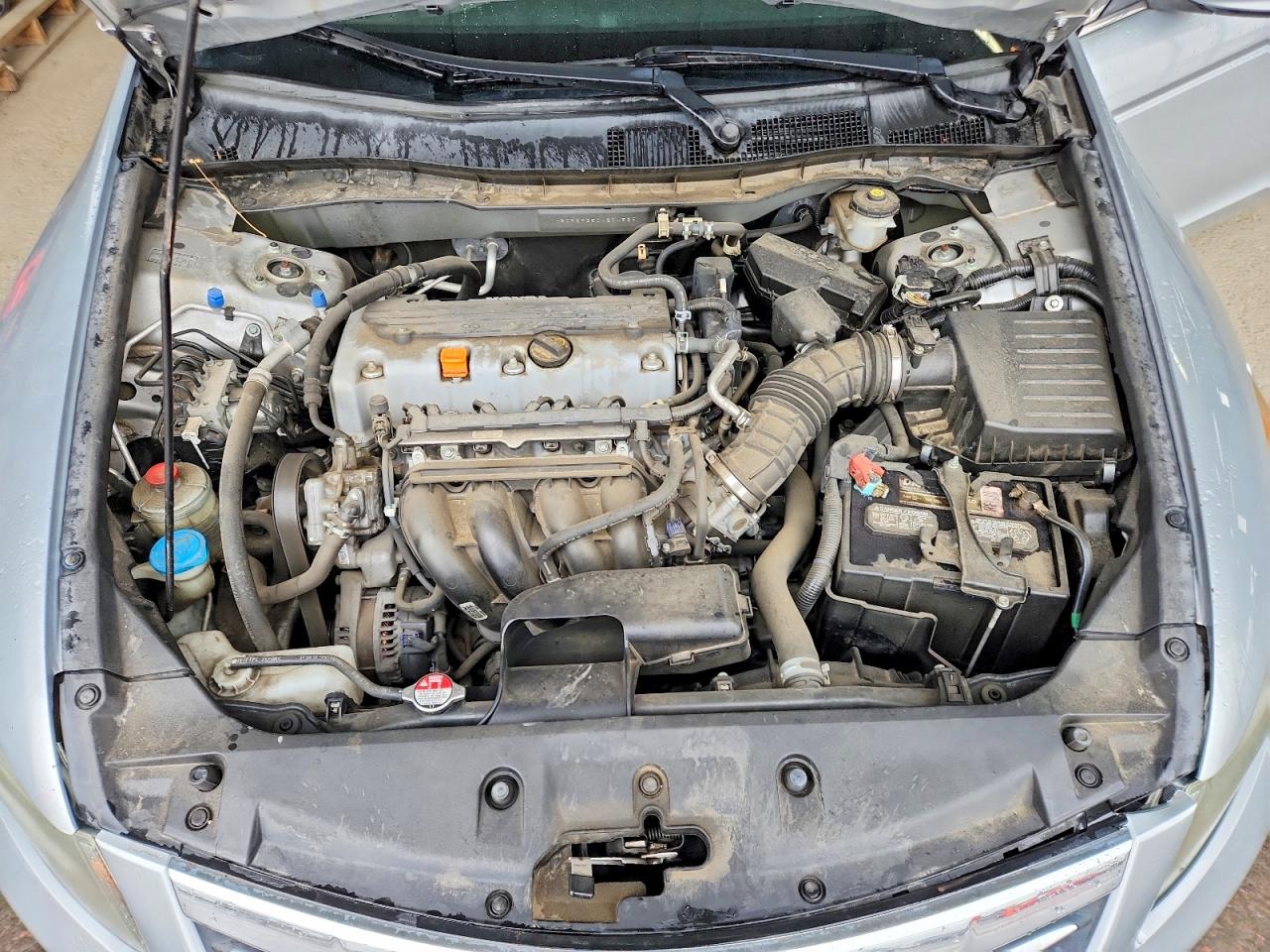2012 HONDA ACCORD LX photo 21