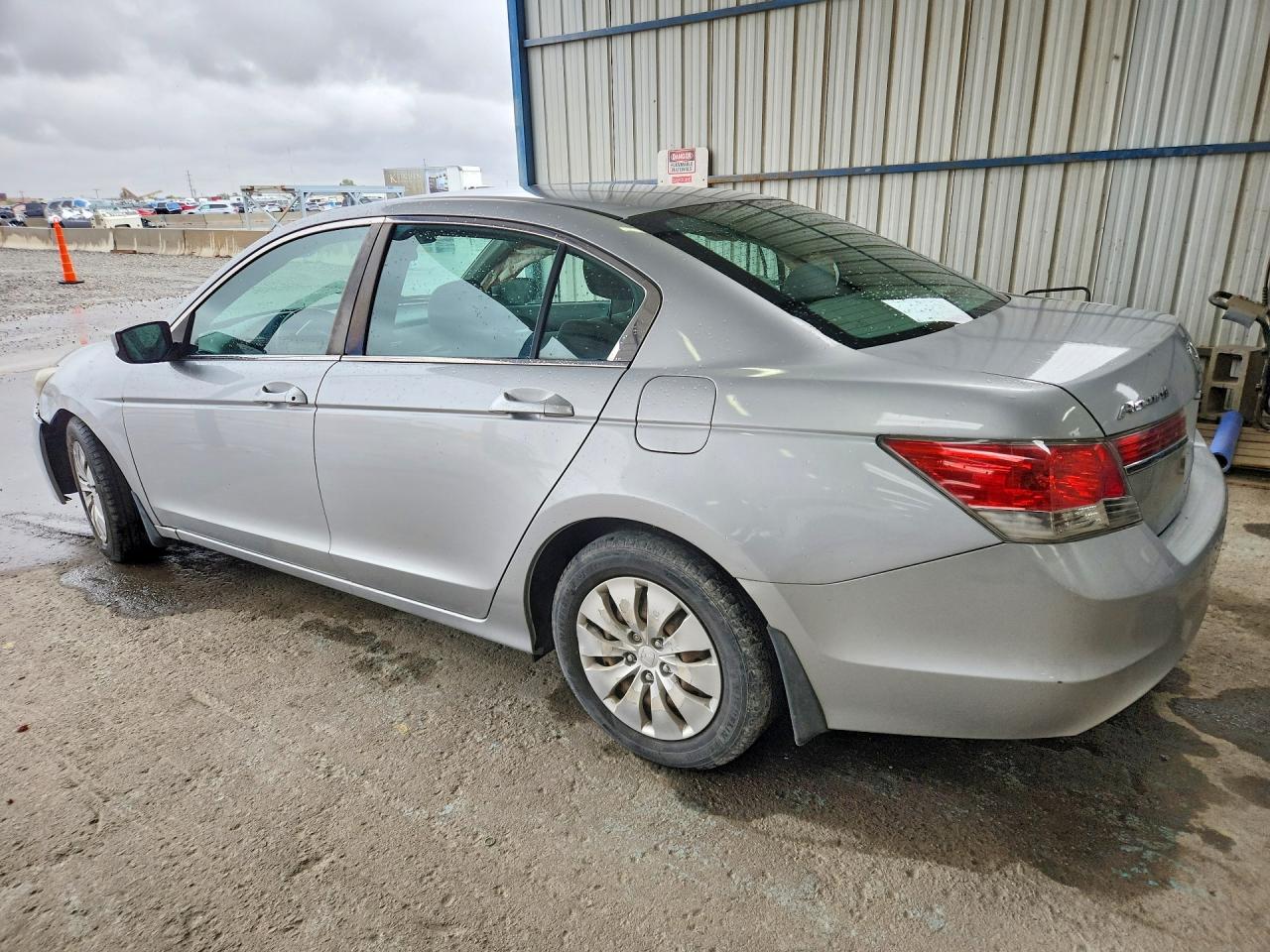 2012 HONDA ACCORD LX photo 3