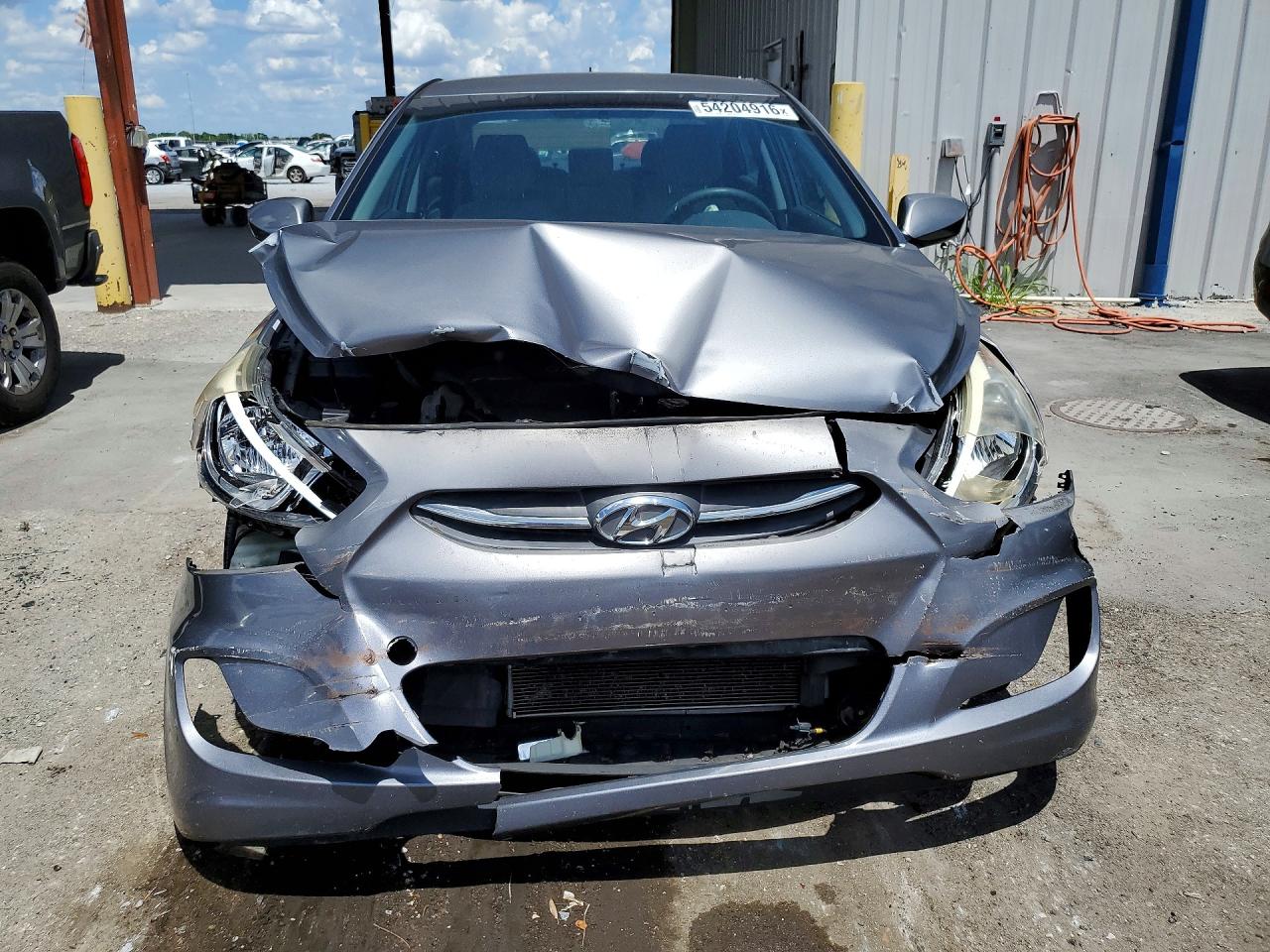 2016 HYUNDAI ACCENT SE photo 13