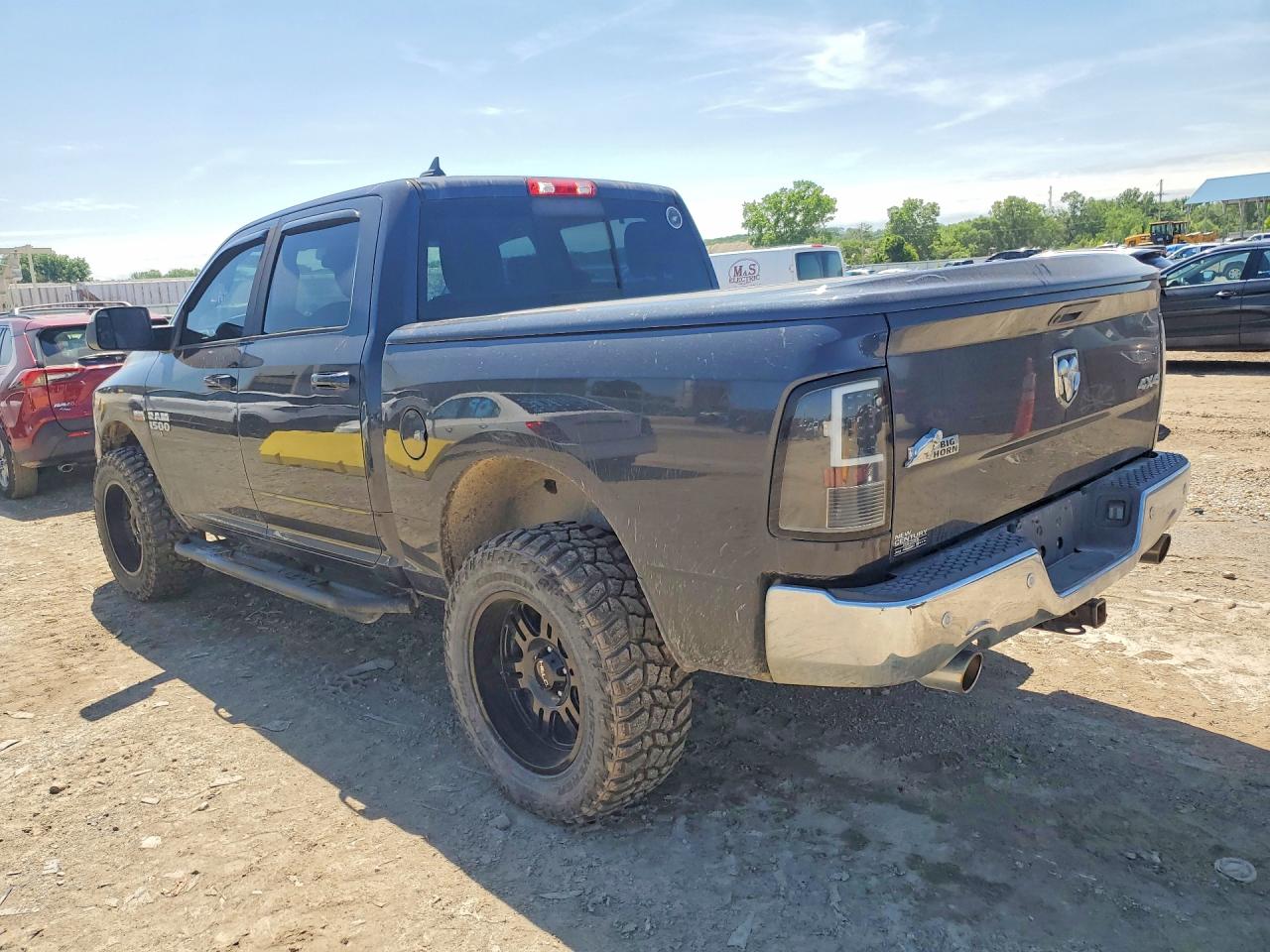 2019 RAM 1500 CLASSIC SLT photo 4