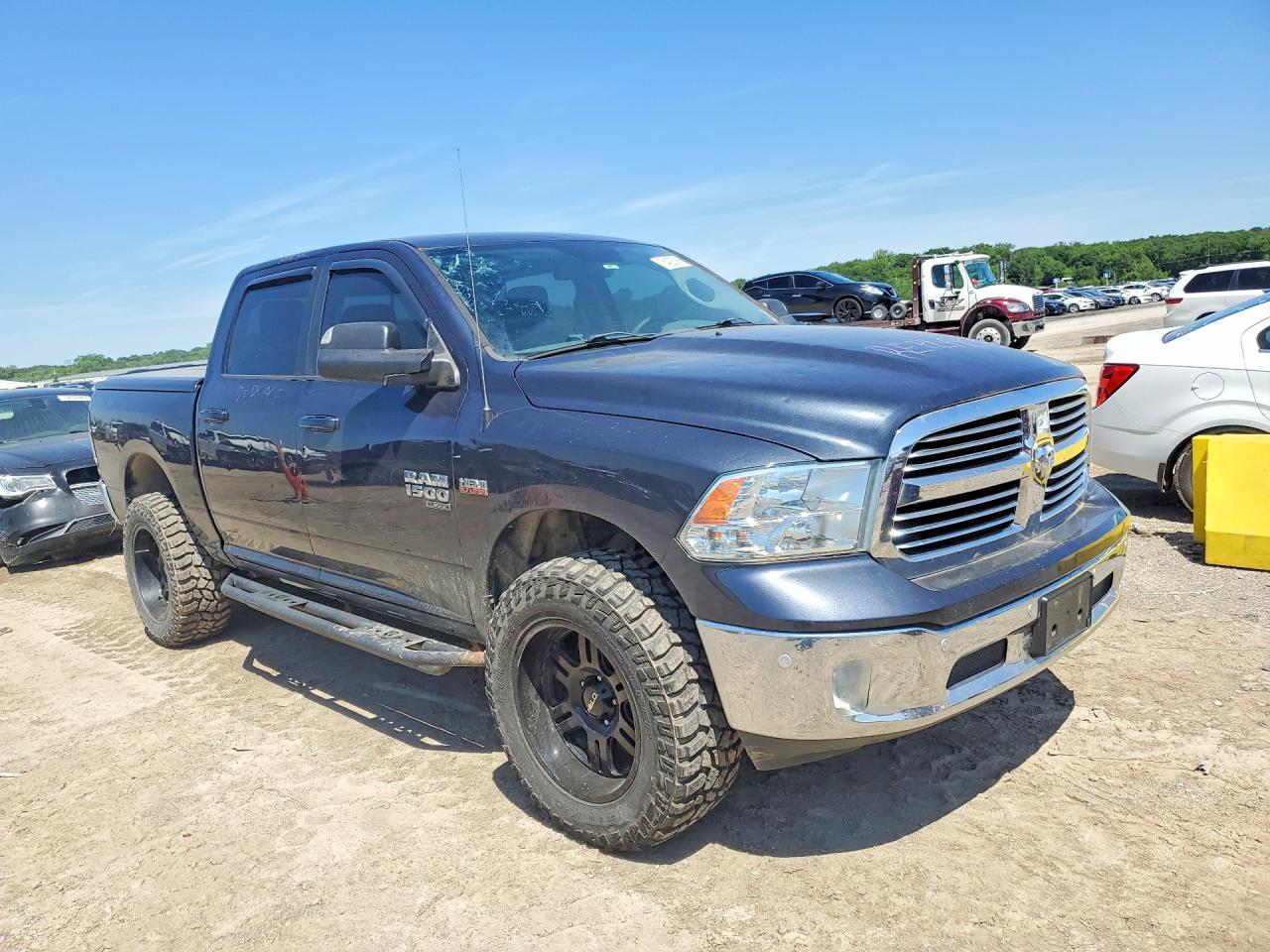 2019 RAM 1500 CLASSIC SLT photo 10