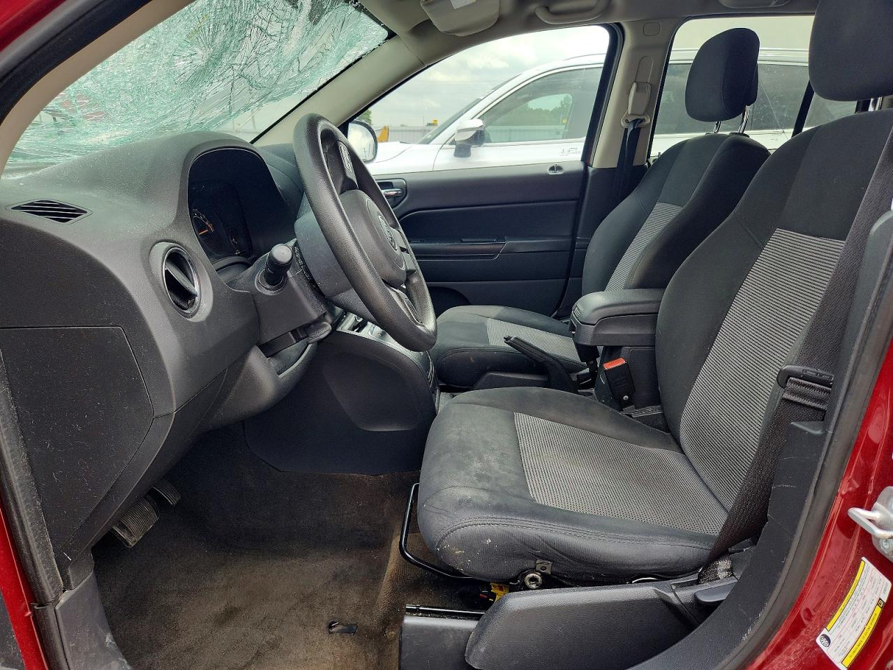 2014 JEEP COMPASS SPORT photo 13