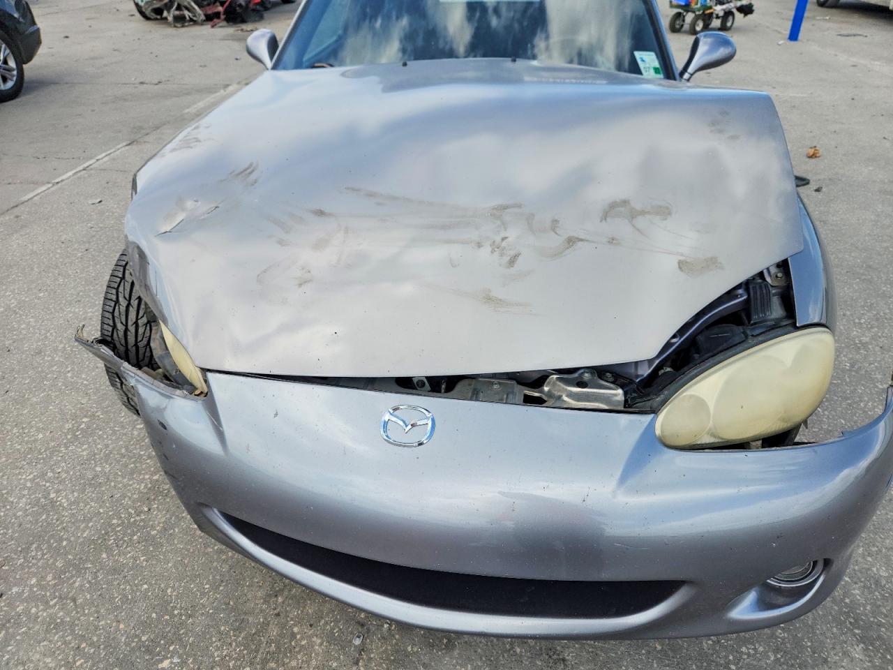 2003 MAZDA MX-5 MIATA BASE photo 21