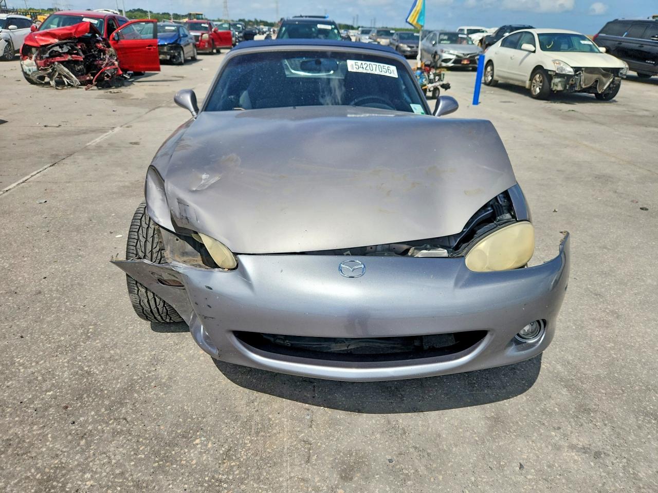 2003 MAZDA MX-5 MIATA BASE photo 9