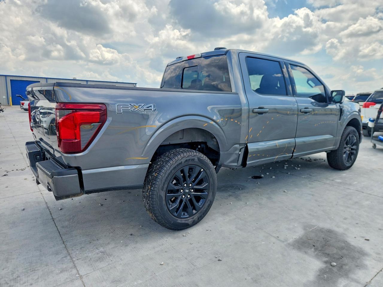 2025 FORD F150 XLT photo 5