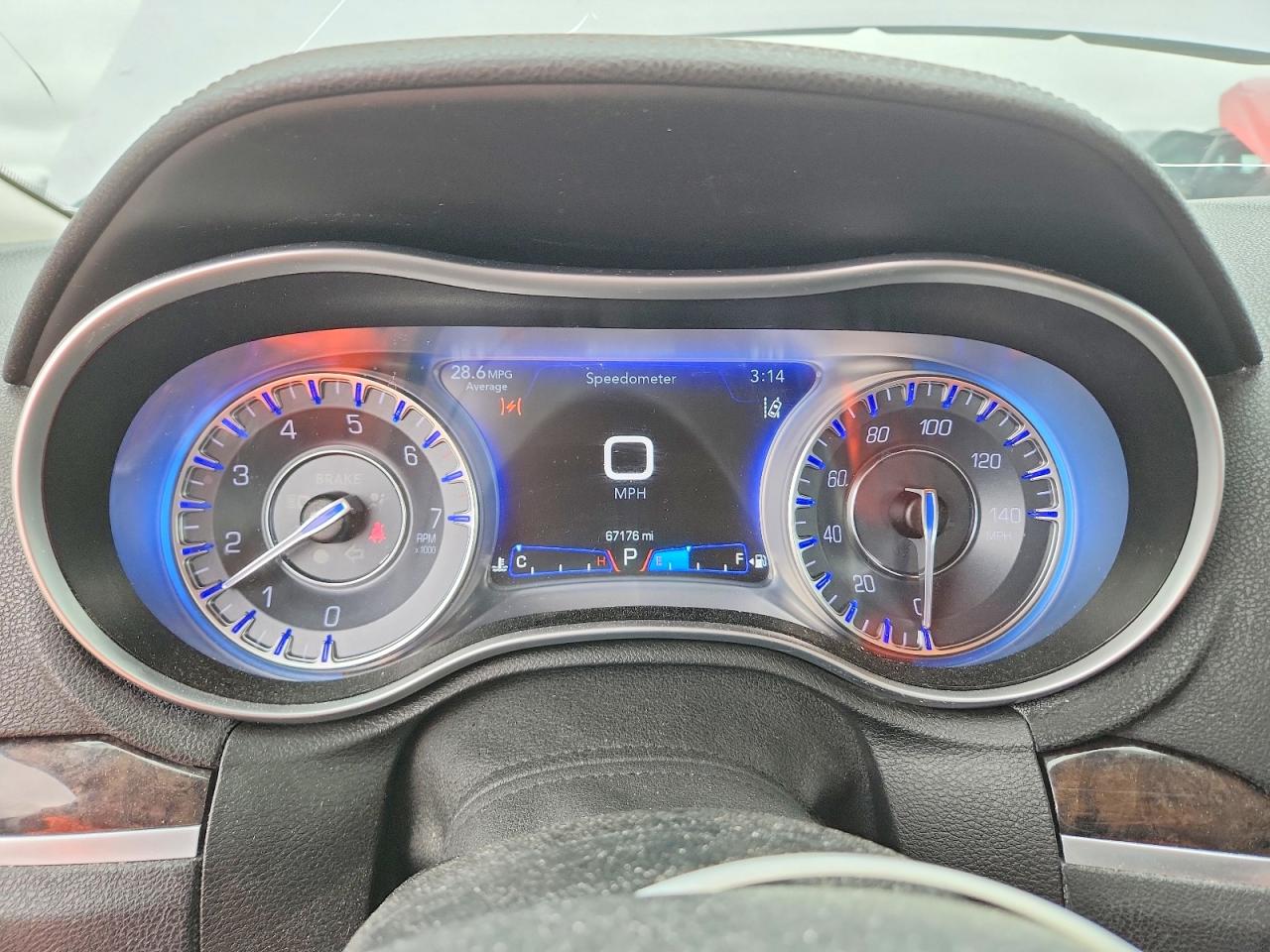 2018 CHRYSLER 300 LIMITED photo 17