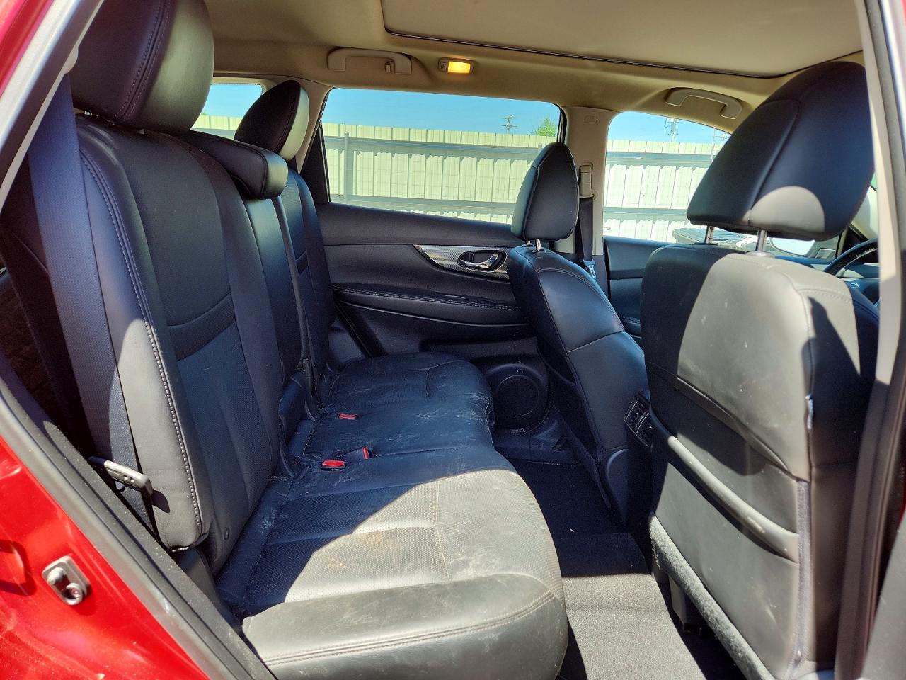 2014 NISSAN ROGUE S photo 31